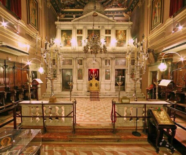 Corfu Inside Saint Spyridon